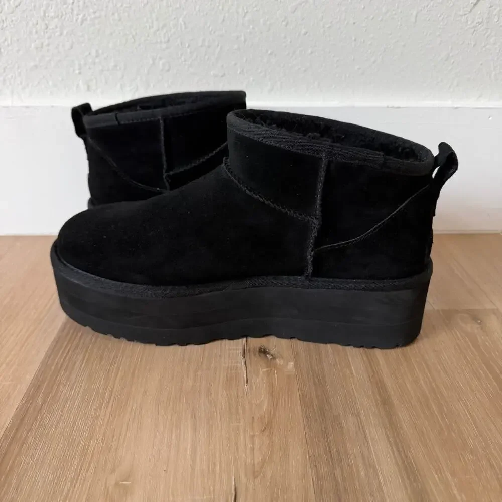 Women's UGG Classic Ultra Mini Platform Boots Black Size 10